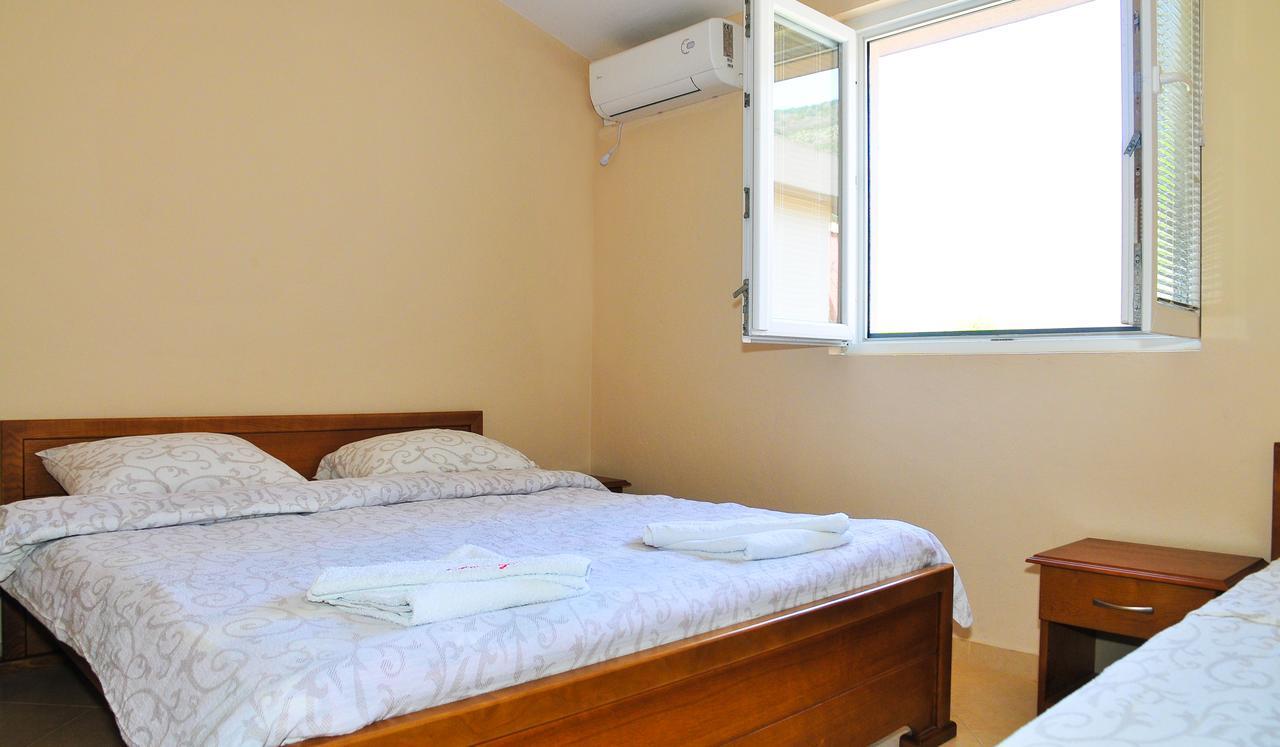 Apartmani Bulajic Tivat Exterior photo
